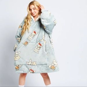 Cozy Oversized Hoodie Blanket in Light Blue